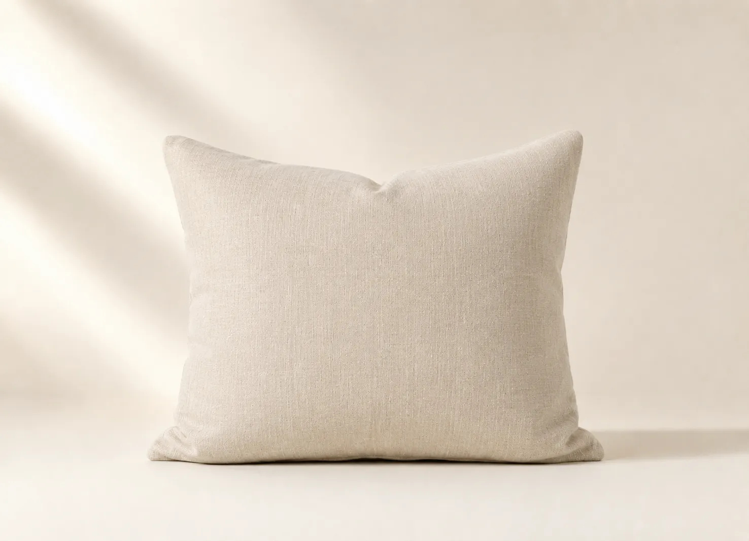 Relaxed pillow insert fullness